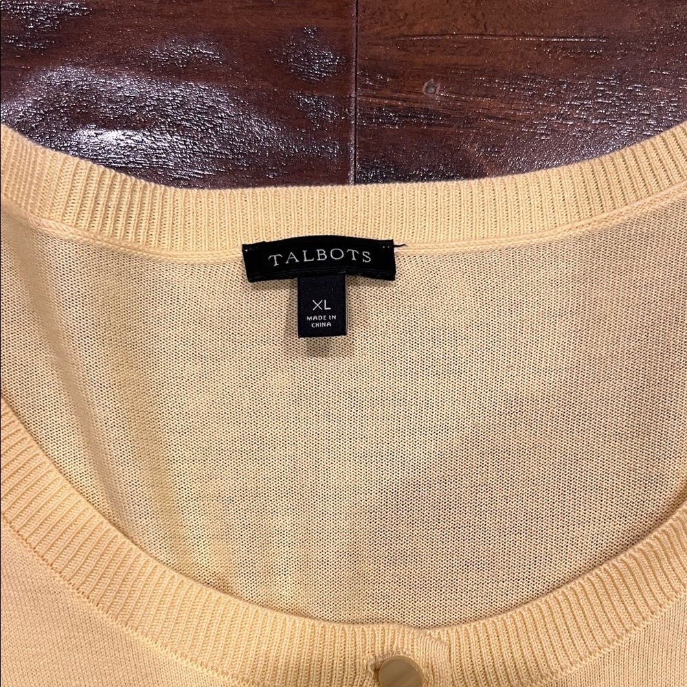 Talbots Pastel Lightweight Pastel Yellow Button-Down 3/4 Sleeve Cardigan Size XL - Picture 3 of 9